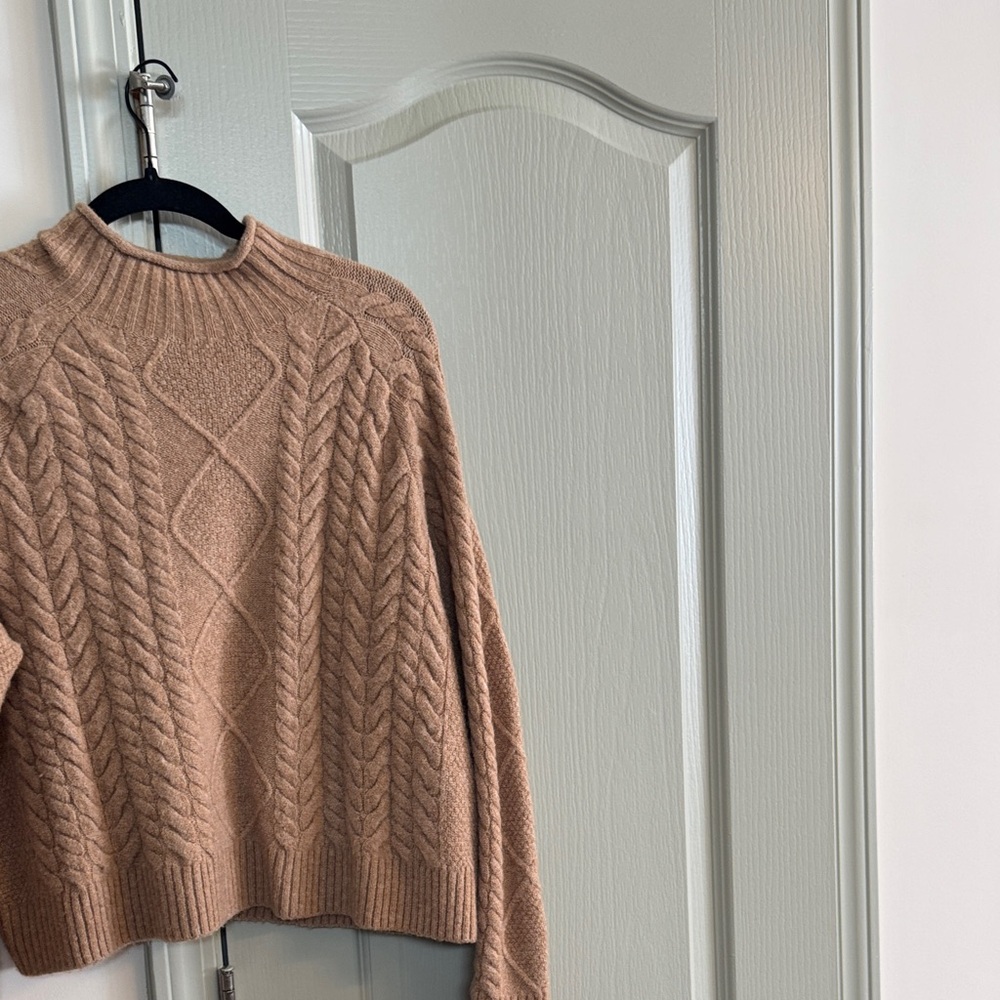 Cozy Cable Knit Sweater - Tan